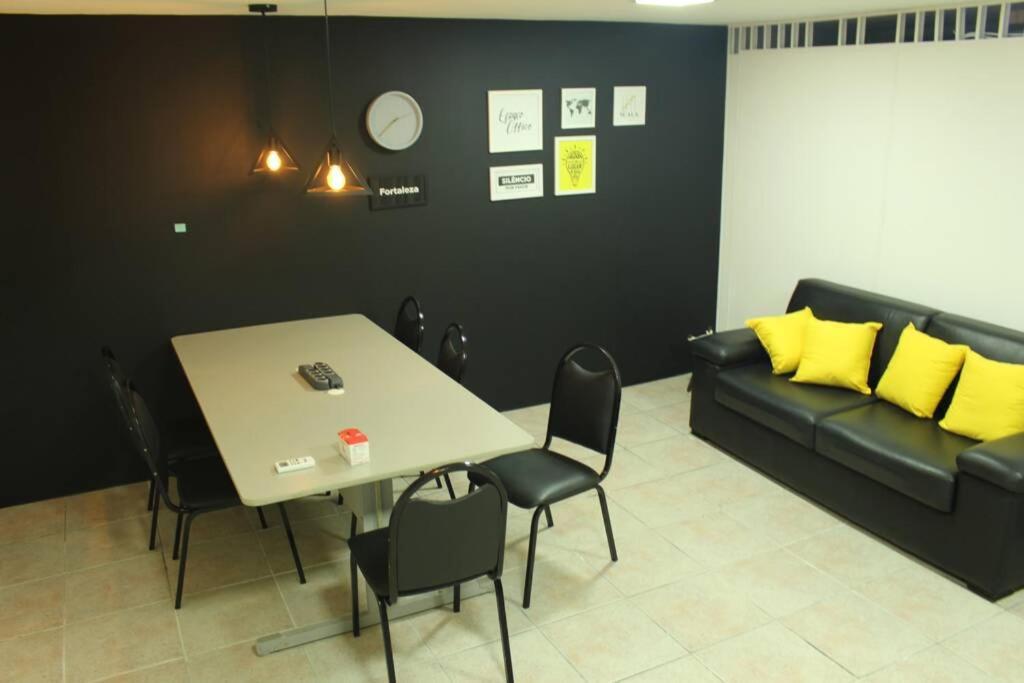 13 Flat Beira Mar Com Energia, Vaga, 3 Camas, Wi-Fi E Ar Apartment Fortaleza  Exterior photo